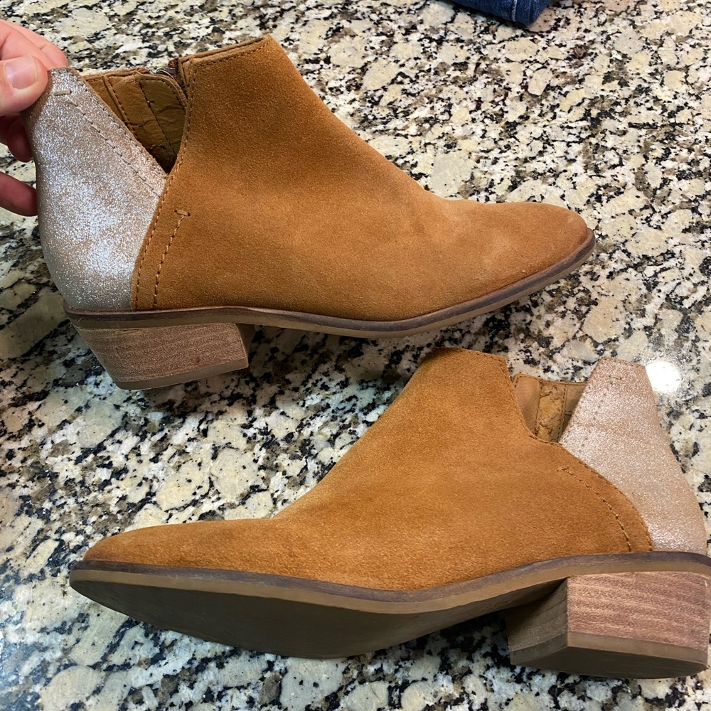 Frye Co boots